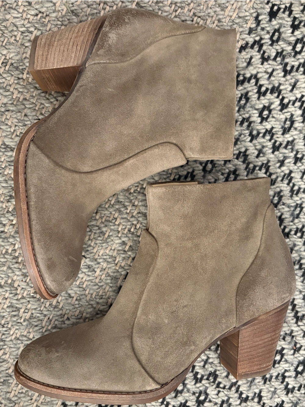 Paul Green Riley  Suede Ankle Booties 6 UK/8.5 US